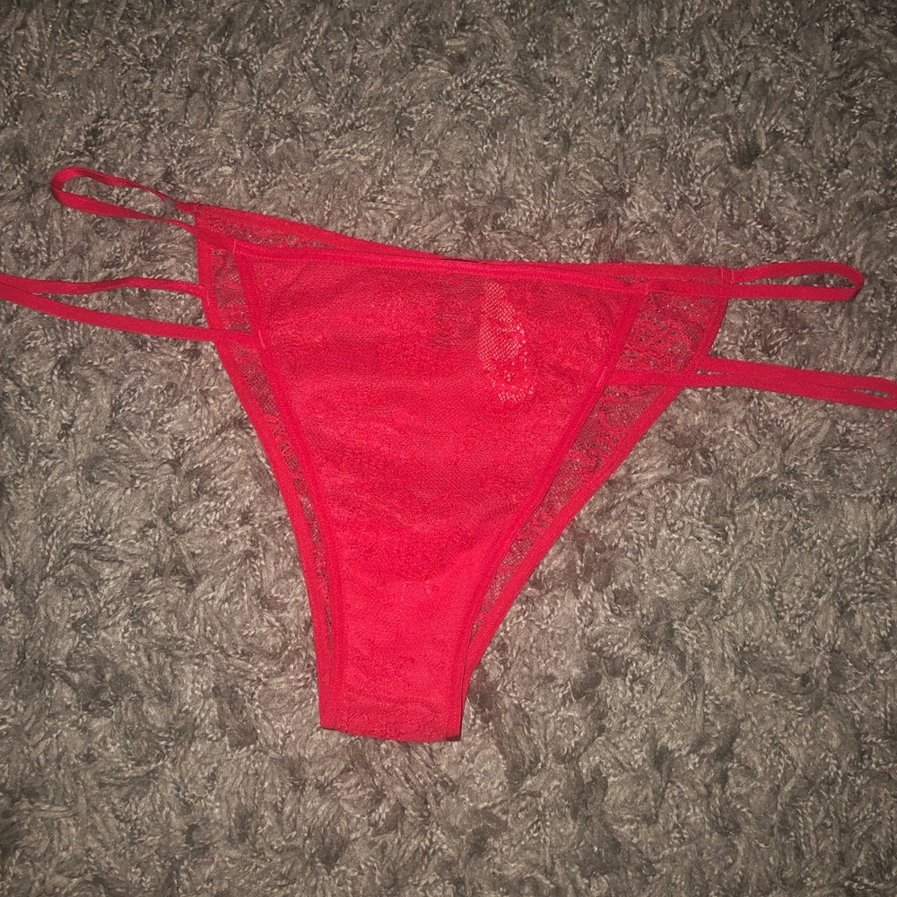 2015 Victoria’s Secret Itsy, Size L, New With Tags